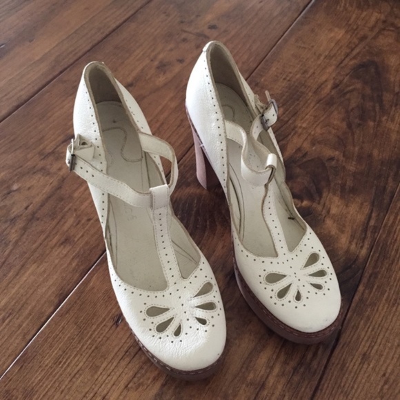 White baby doll tstrap Chloe mary Jane wedges - Picture 5 of 12
